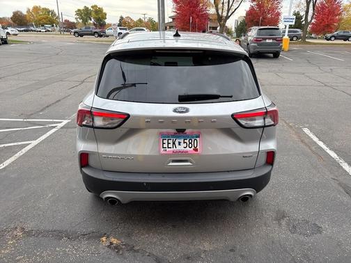 2020 Ford Escape Titanium Hybrid