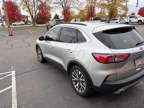 2020 Ford Escape Titanium Hybrid