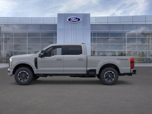 2025 Ford F-350 Lariat Super Duty