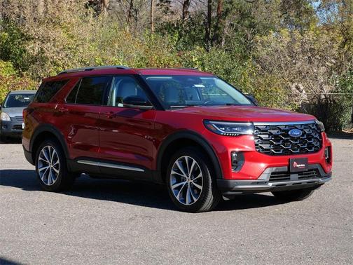 2025 Ford Explorer Platinum