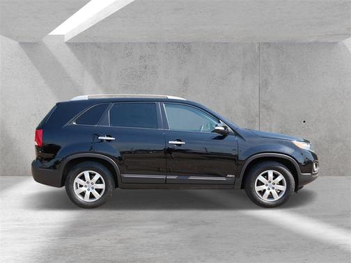 2012 Kia Sorento LX