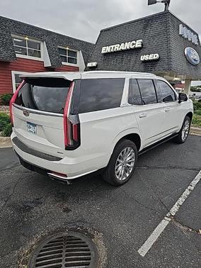 2023 Cadillac Escalade Premium Luxury
