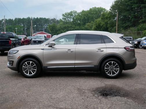 2020 Lincoln Nautilus Reserve