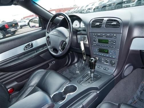 2004 Ford Thunderbird
