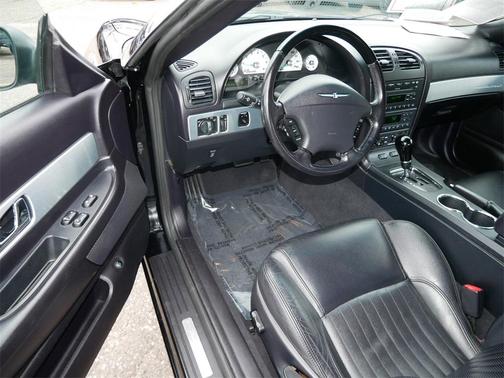 2004 Ford Thunderbird