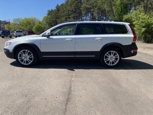 2016 Volvo XC70 T5 Platinum