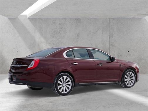 2016 Lincoln MKS Base