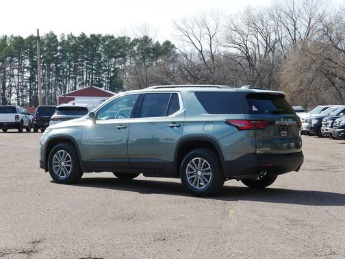 Silver Sage Metallic 2023 Chevrolet Traverse LT Cloth