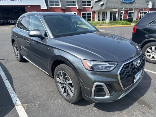 2022 Audi Q5 45 S line quattro Premium