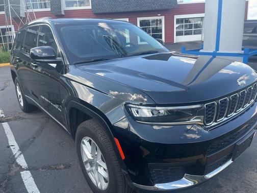 2023 Jeep Grand Cherokee L Laredo