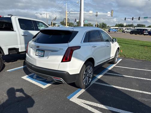 2023 Cadillac XT5 Premium Luxury