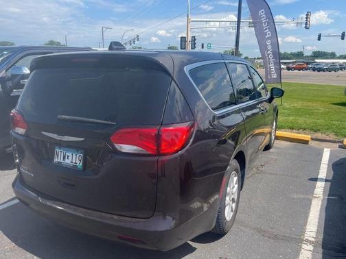 2017 Chrysler Pacifica Touring