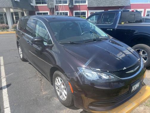 2017 Chrysler Pacifica Touring