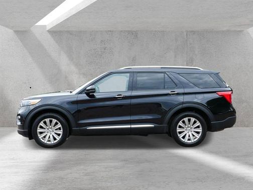 Black Metallic 2022 Ford Explorer Limited