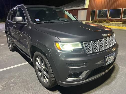 2019 Jeep Grand Cherokee Summit