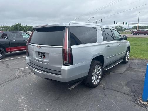 2020 Cadillac Escalade ESV Luxury