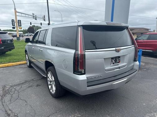 2020 Cadillac Escalade ESV Luxury