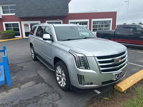 2020 Cadillac Escalade ESV Luxury