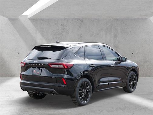 2023 Ford Escape ST-Line Elite