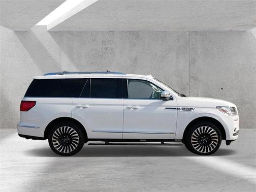 2020 Lincoln Navigator Black Label