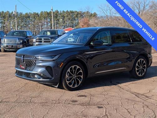 2024 Lincoln Nautilus Reserve