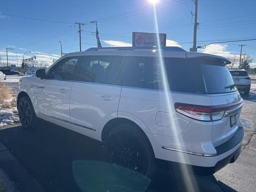 2023 Lincoln Navigator Reserve