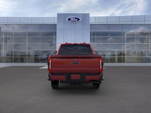 2025 Ford F-350 Lariat Super Duty