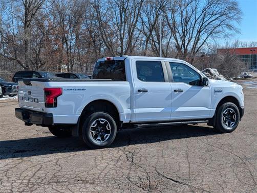 2022 Ford F-150 Lightning Pro