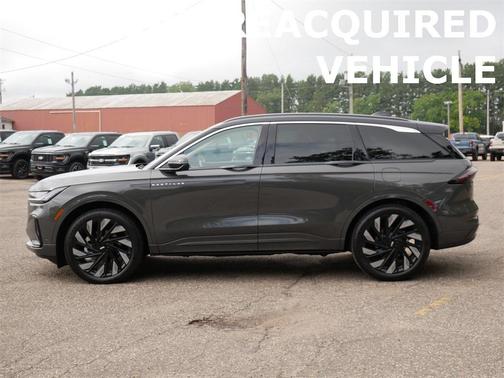 2024 Lincoln Nautilus Black Label