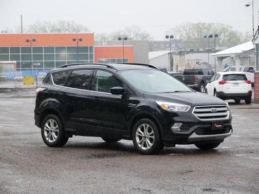Shadow Black 2018 Ford Escape SE