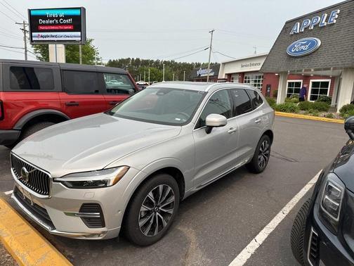 2023 Volvo XC60 B5 Plus Bright Theme