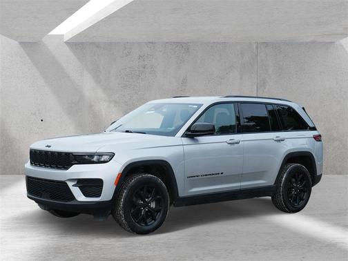 2024 Jeep Grand Cherokee Laredo