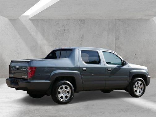 Gray 2011 Honda Ridgeline RTS