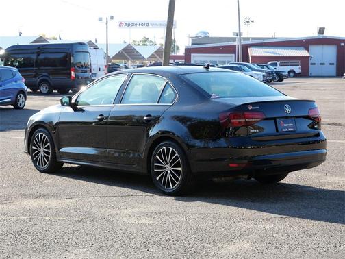 2016 Volkswagen Jetta 1.8T Sport