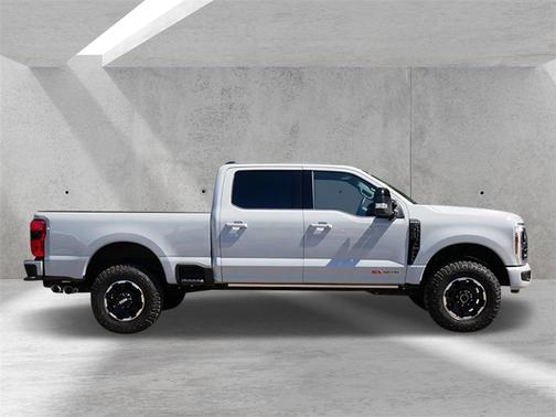 2025 Ford F-350 Platinum