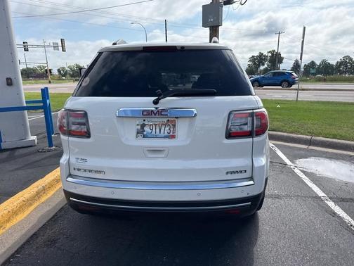 2014 GMC Acadia SLE-2