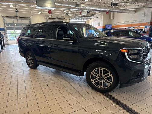 2025 Ford Expedition Max Active