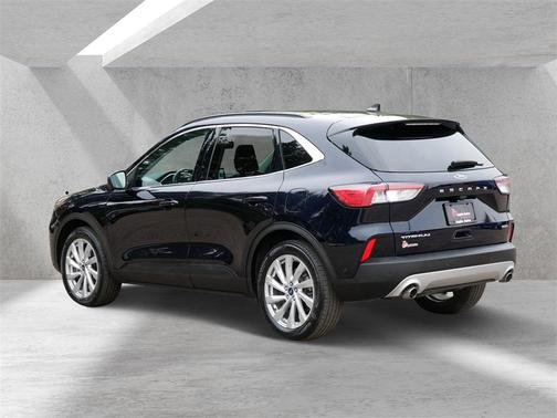 2021 Ford Escape Titanium Hybrid