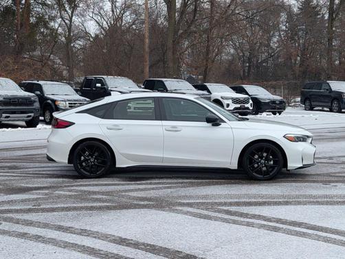 2025 Honda Civic Hybrid Sport