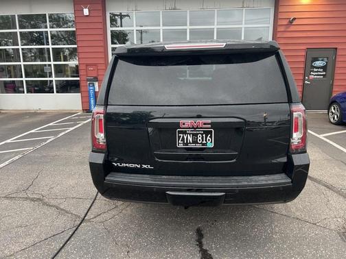 2018 GMC Yukon XL SLT