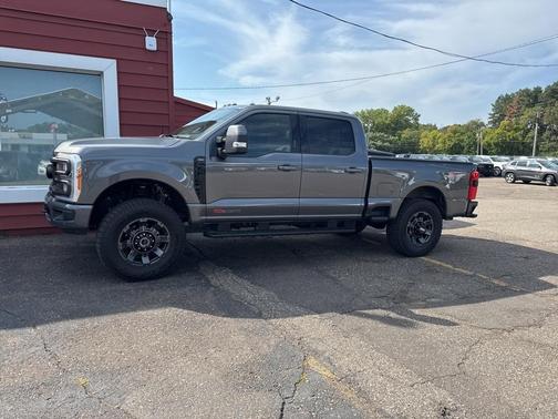 2023 Ford F-350 Lariat Super Duty