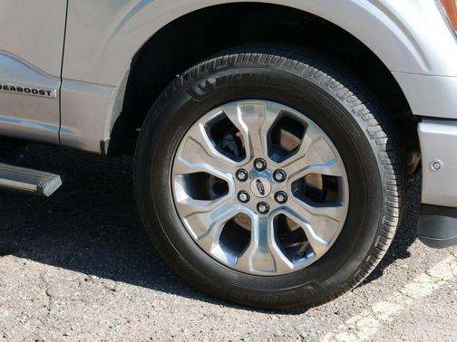 Silver Metallic 2021 Ford F-150 Platinum