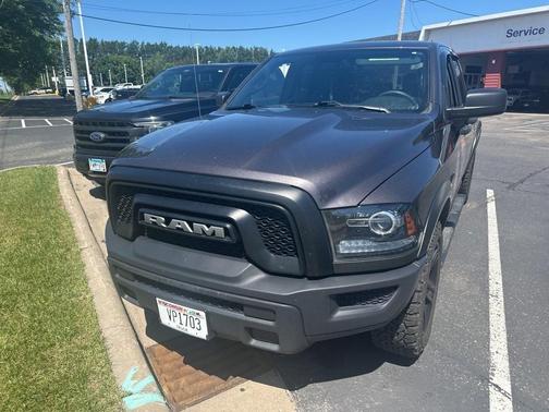 2022 RAM 1500 Classic SLT
