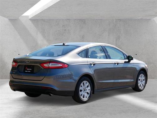 2014 Ford Fusion S