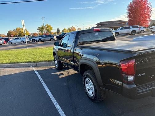 2021 Toyota Tacoma SR