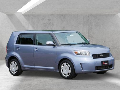 Stingray Metallic 2009 Scion xB