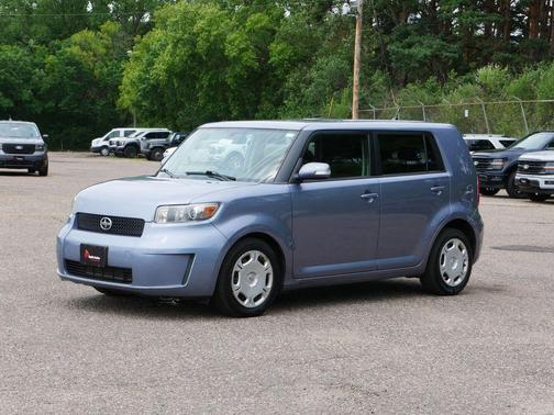 Stingray Metallic 2009 Scion xB