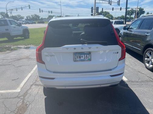 2020 Volvo XC90 T6 Momentum 6 Passenger
