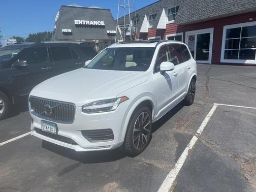 2020 Volvo XC90 T6 Momentum 6 Passenger