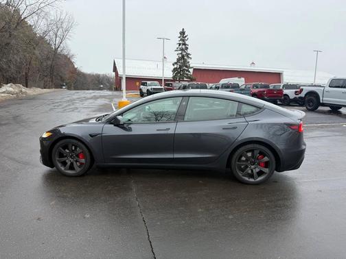 2024 Tesla Model 3 Performance